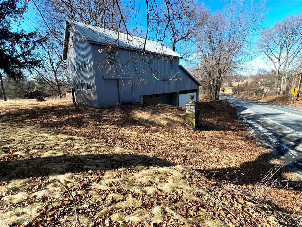 Property Photo:  2708 Sullivan Trail  PA 18040 