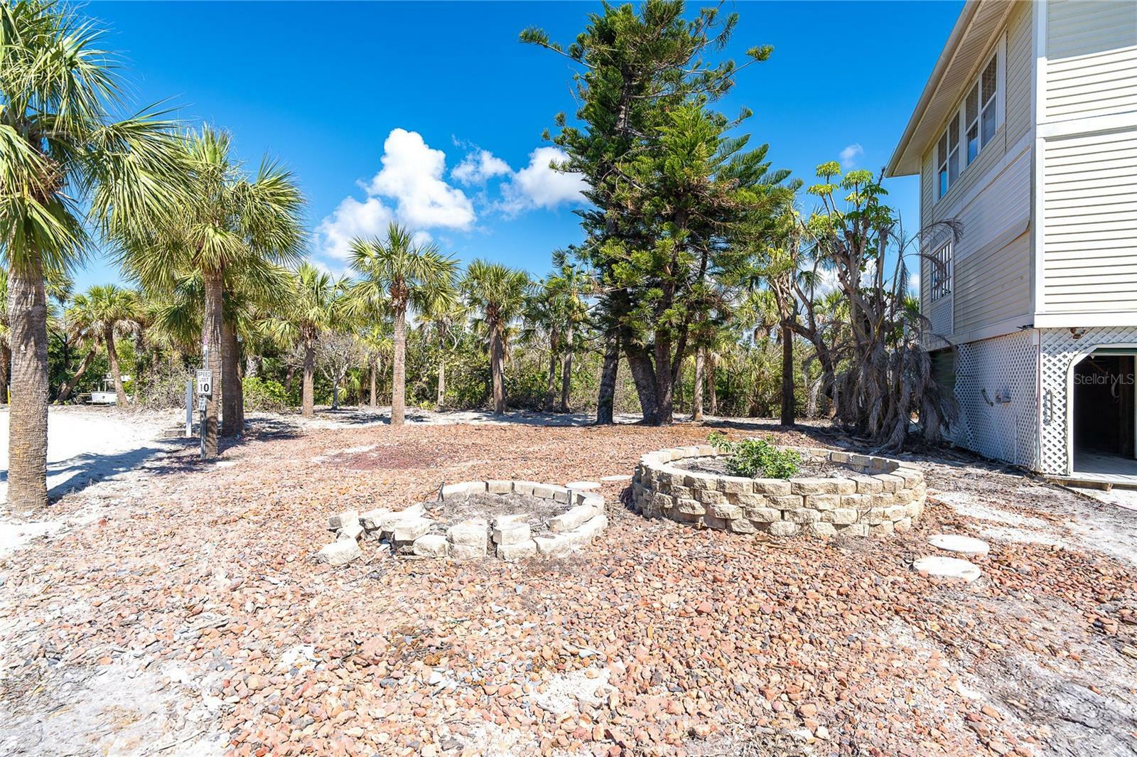 Property Photo: 20 Palm Drive FL 33946