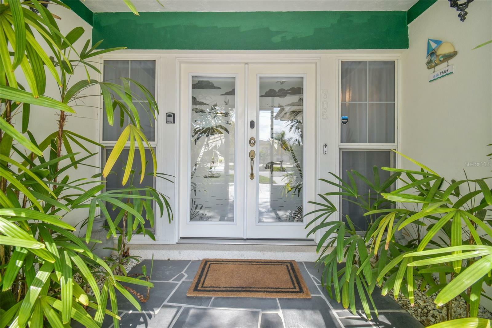 Property Photo: 705 Spanish Main Drive FL 33572