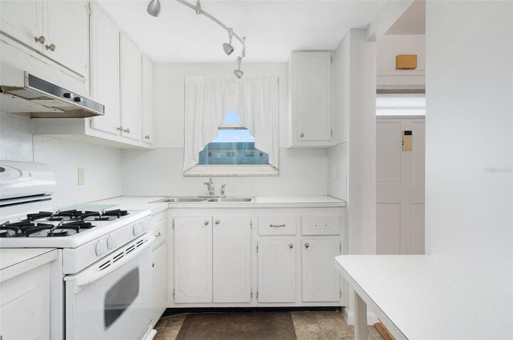 Property Photo:  3010 59th Street S 303  FL 33707 