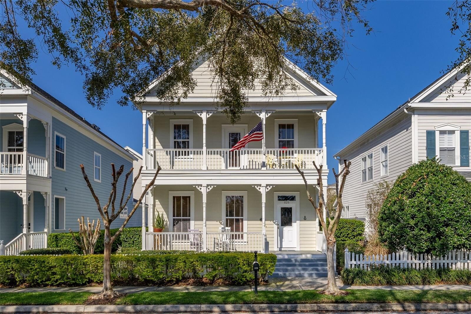 Property Photo: 826 Lake Evalyn Drive FL 34747