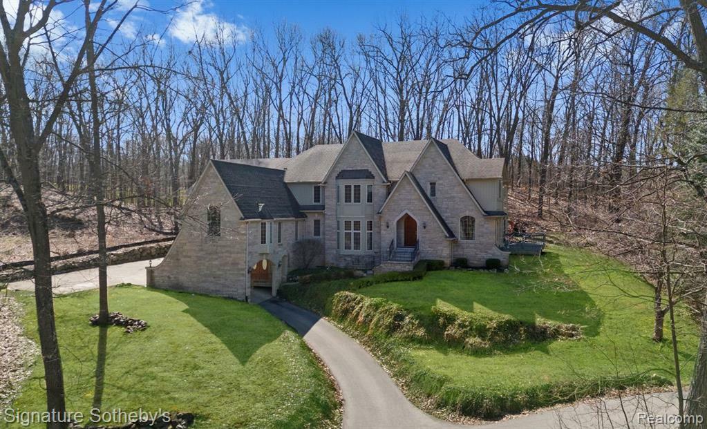 Property Photo: 6705 College Park MI 48346 1067
