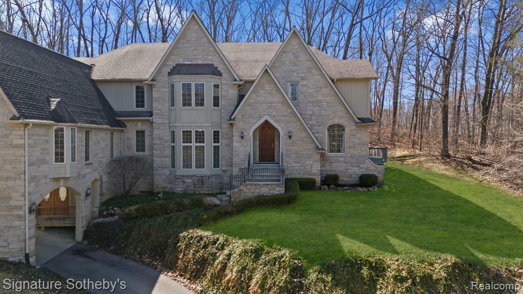 Property Photo: 6705 College Park MI 48346 1067