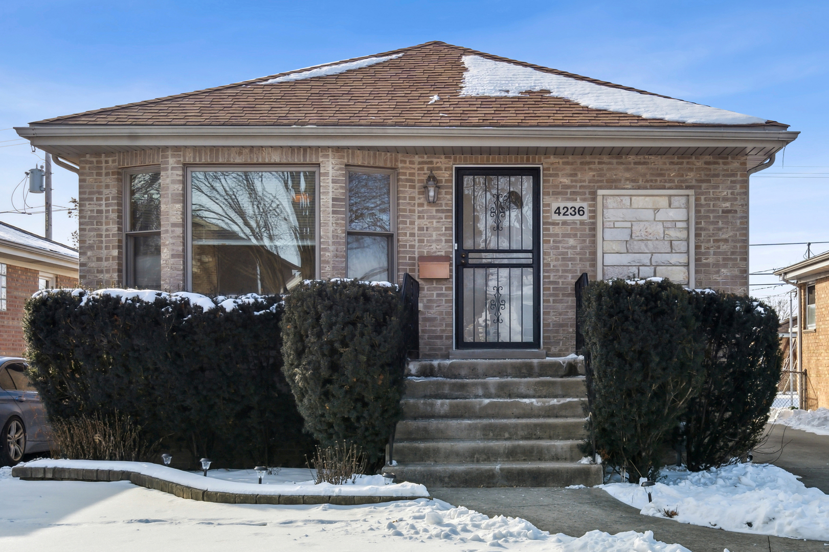 Property Photo:  4236 N Newland Avenue  IL 60706 