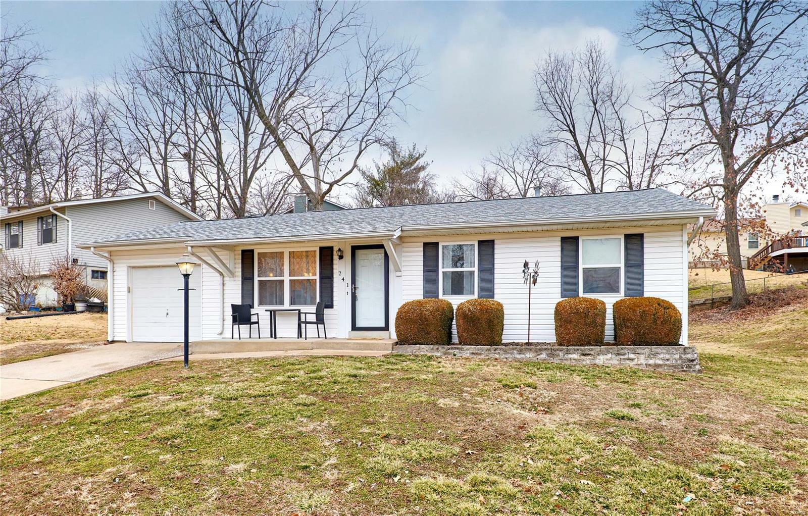 Property Photo:  741 Tree Top Ridge Drive  MO 63088 