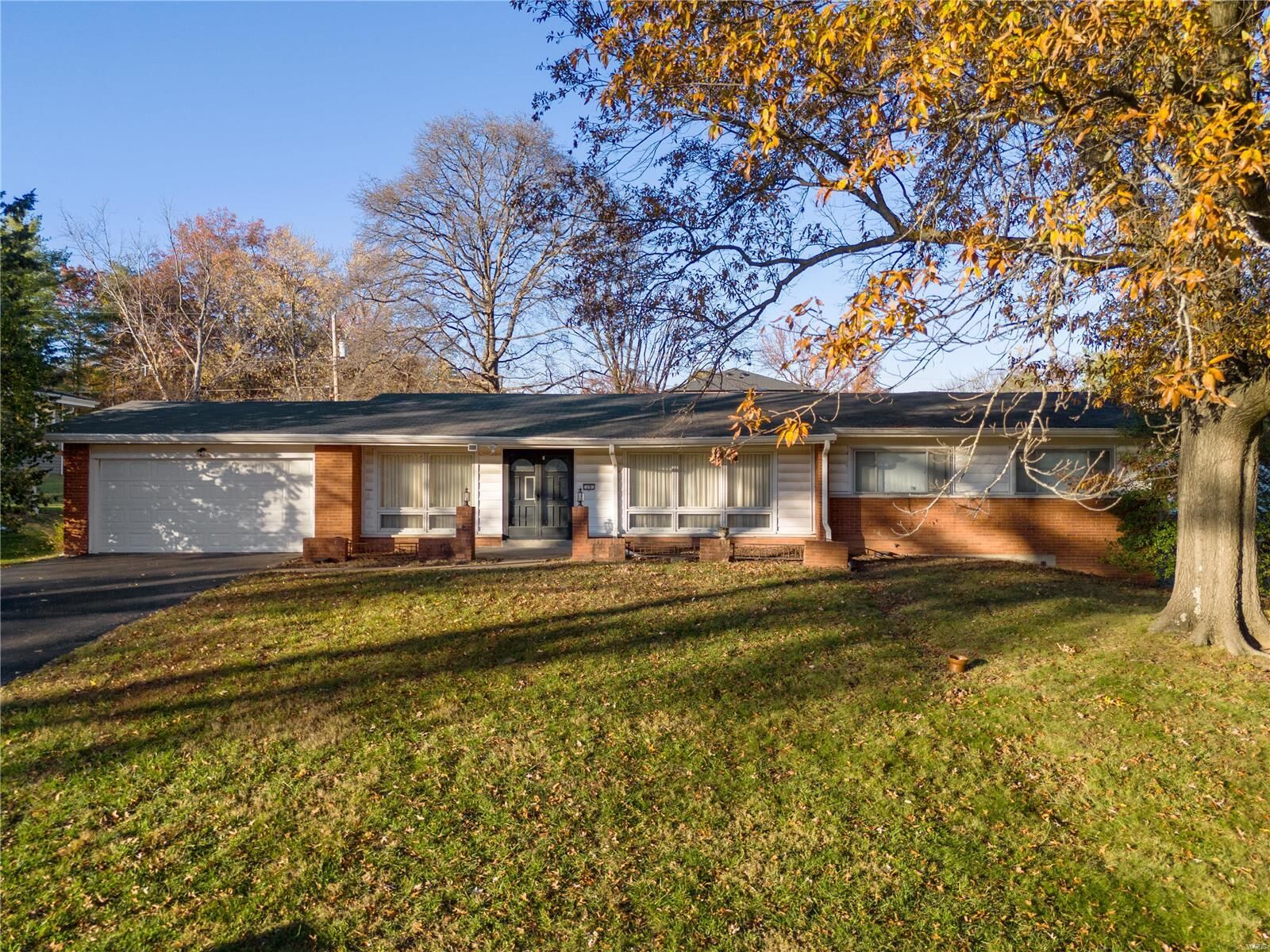 Property Photo:  15 Morwood Lane  MO 63141 