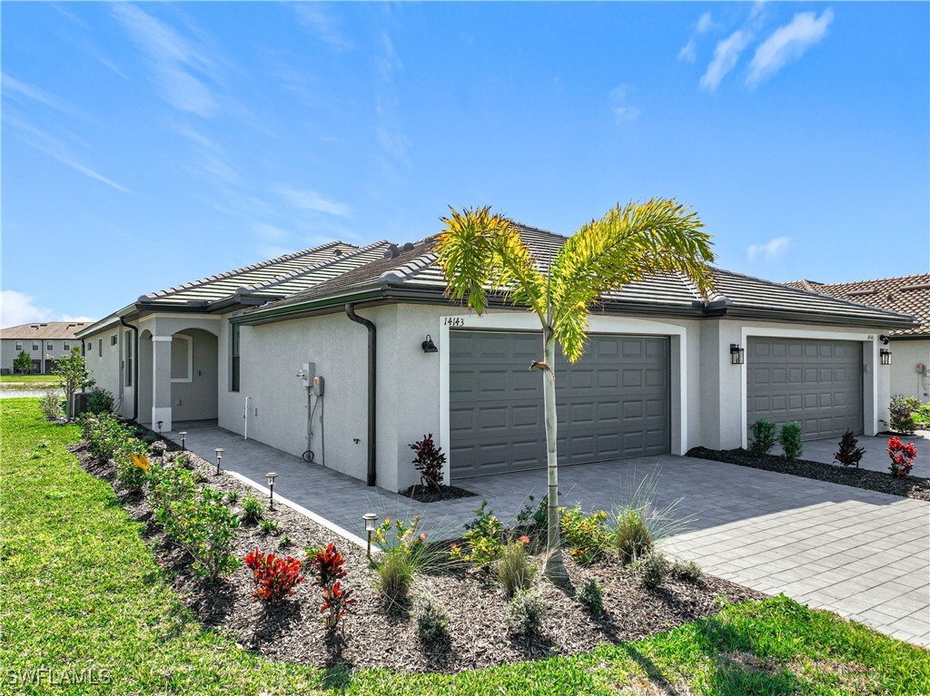 Property Photo:  14143 Winding Cedar Way  FL 33913 