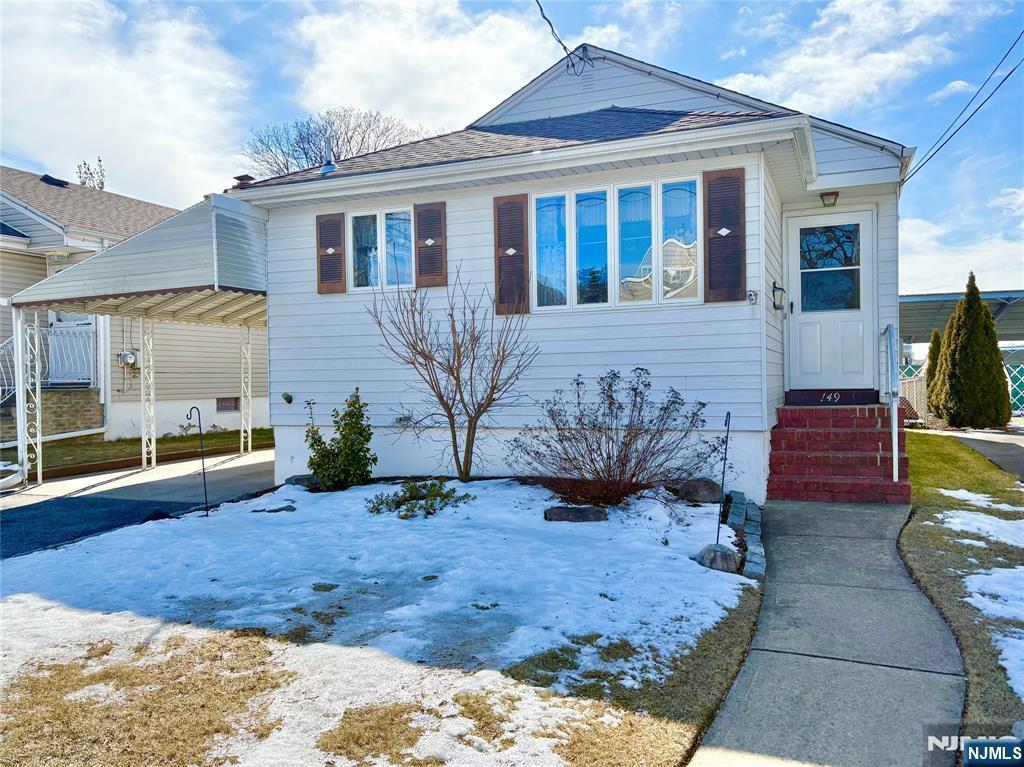 Property Photo: 149 Carlyle Court NJ 07072