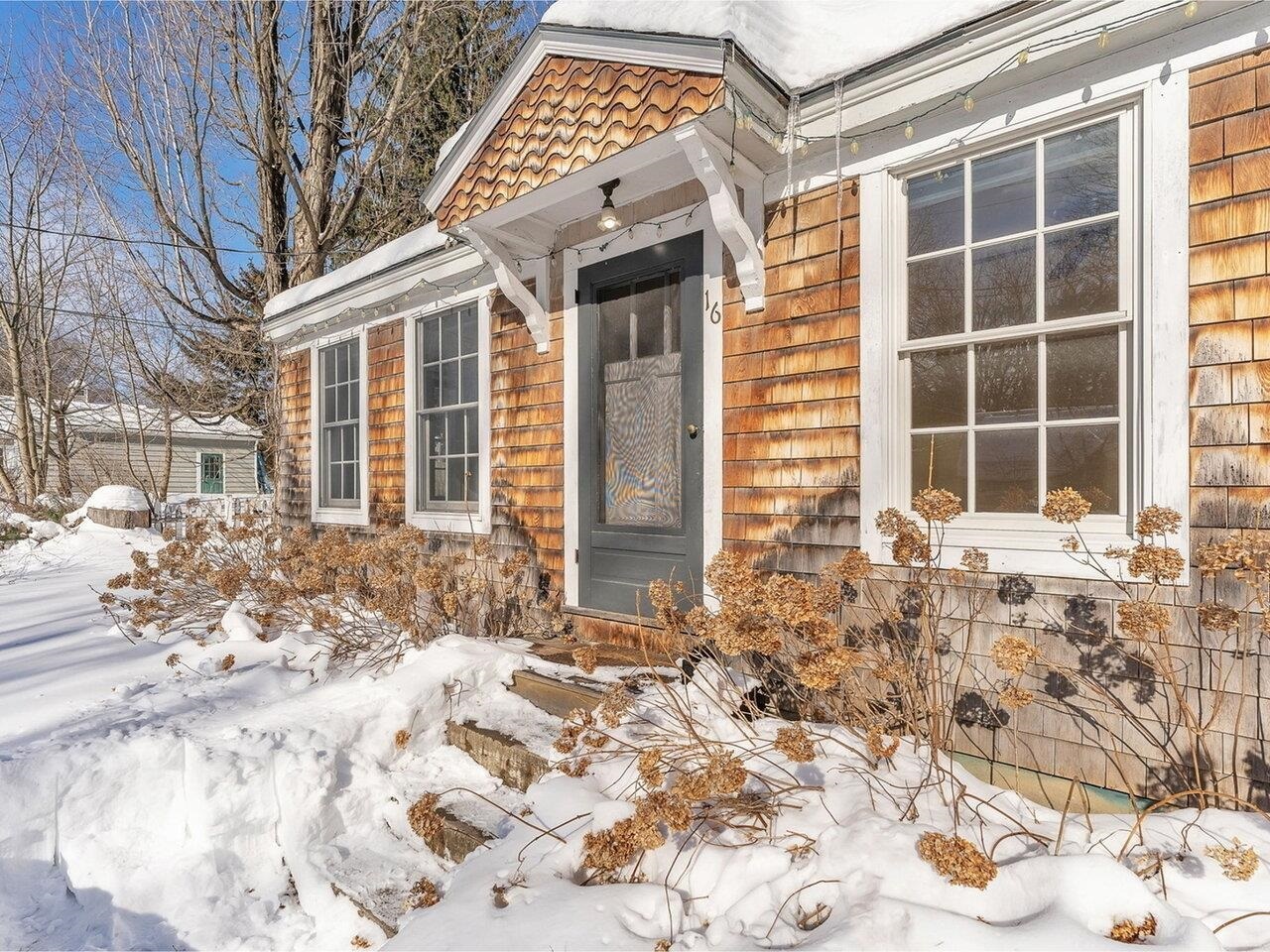 Property Photo:  16 Beacon Street  VT 05403 