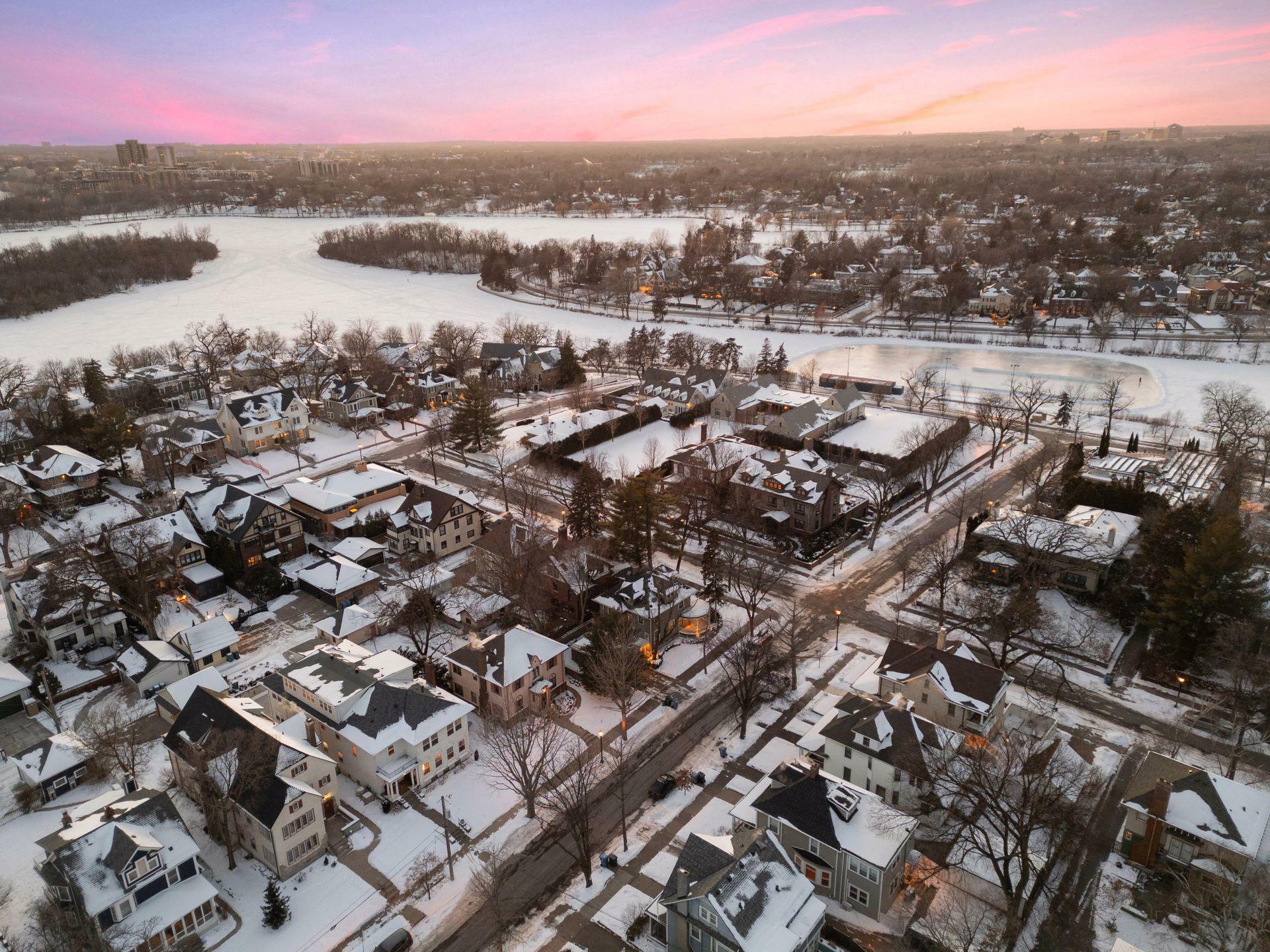 Property Photo: 1625 W 25th Street MN 55405