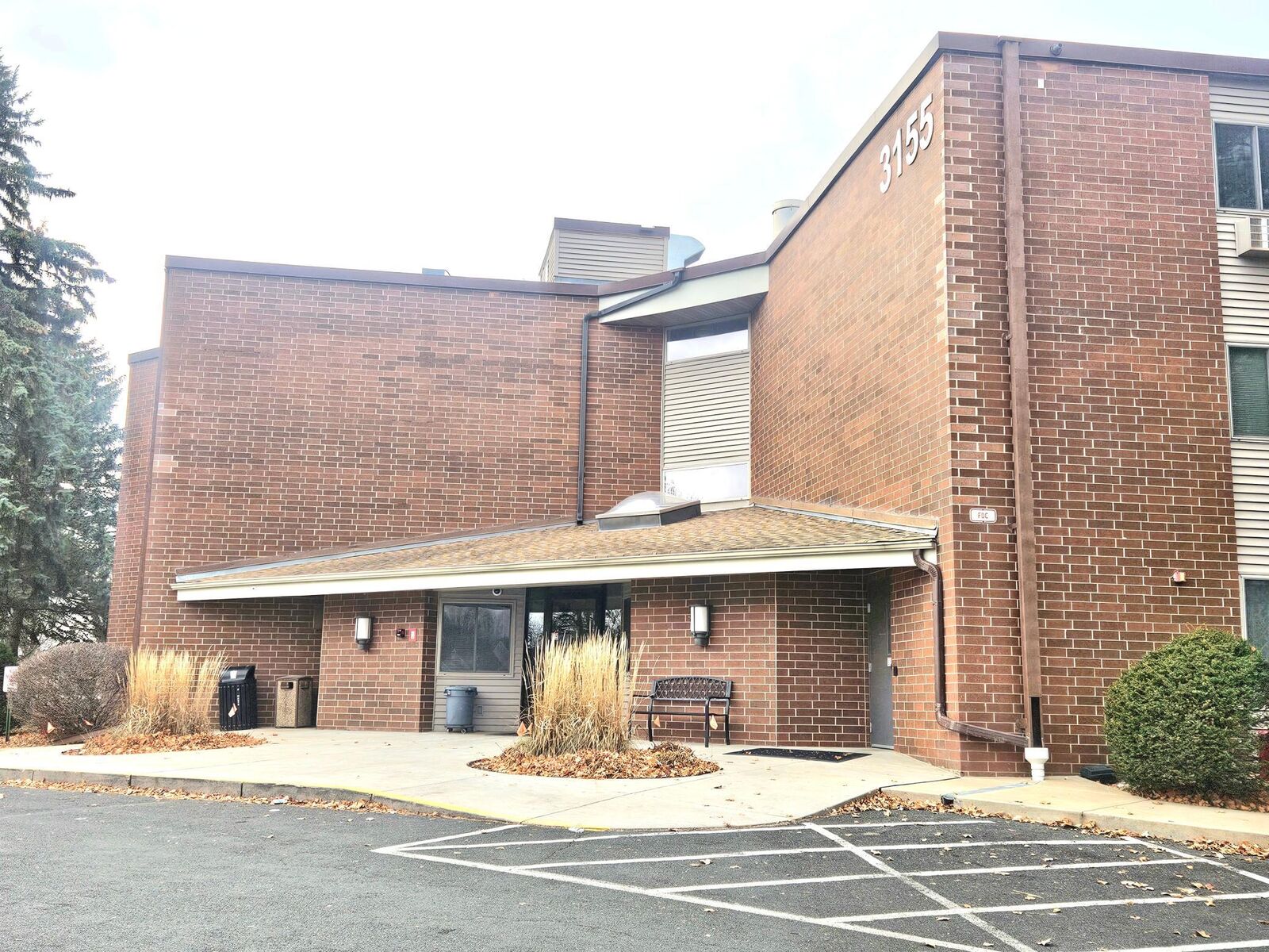 Property Photo:  3155 Coachman Road 463  MN 55121 