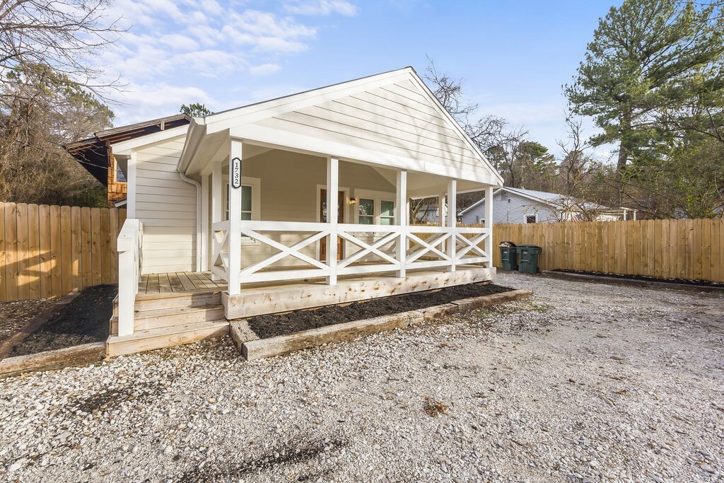 Property Photo:  1732 Gregg Avenue  AR 72703 