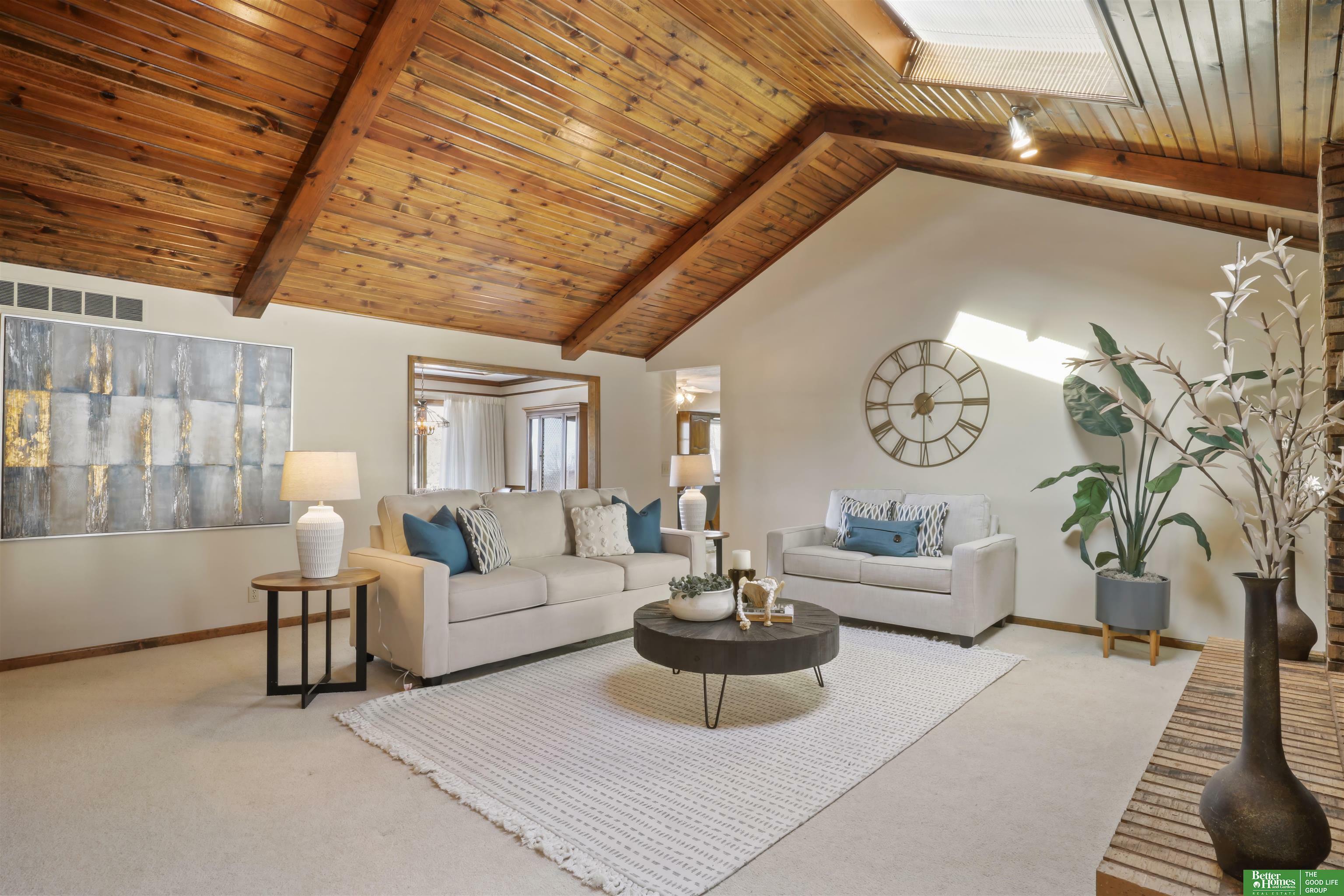 Property Photo: 15730 Leavenworth Street NE 68118