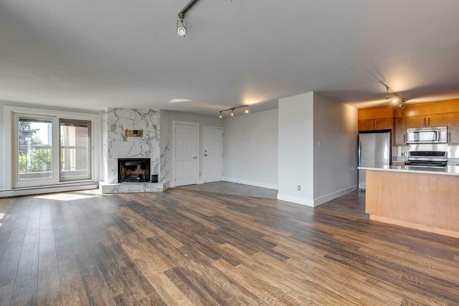 Property Photo:  350 4 Avenue NE 303  AB T2E 0J3 