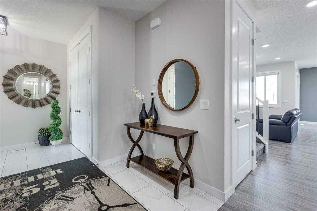 Property Photo: 4231 63 Avenue AB T4G 0P1