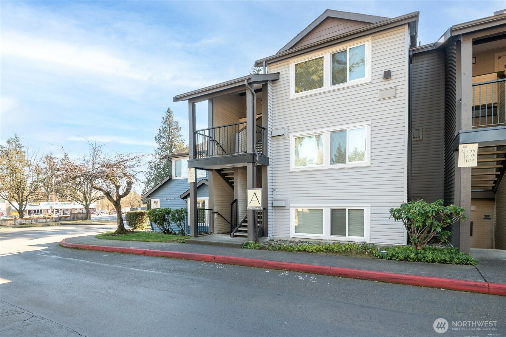 Property Photo:  26205  116th Avenue SE A302  WA 98030 