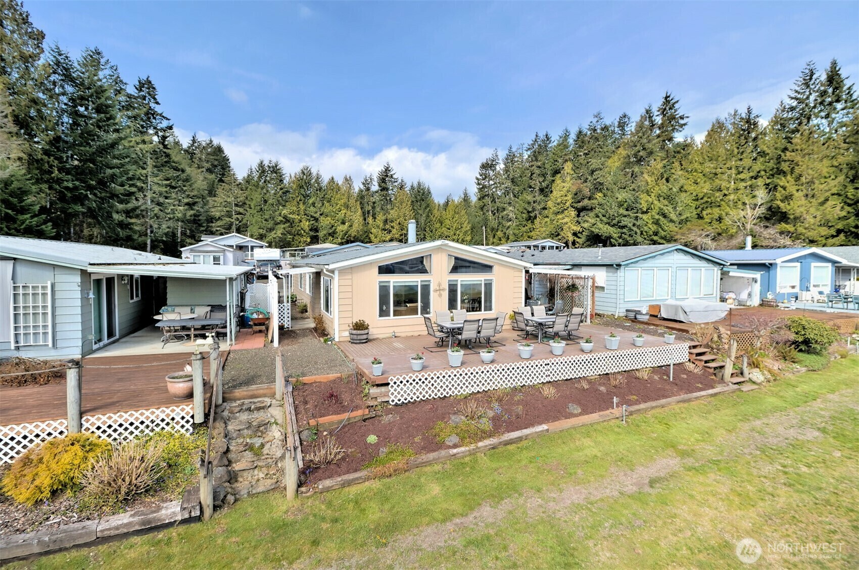 Property Photo:  21110 N US Highway 101 17  WA 98584 