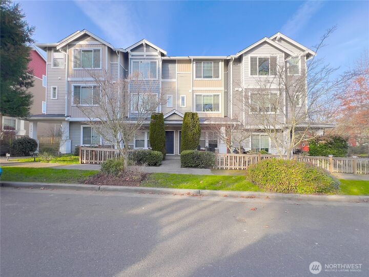 Property Photo:  2804 SW Bataan Street  WA 98126 