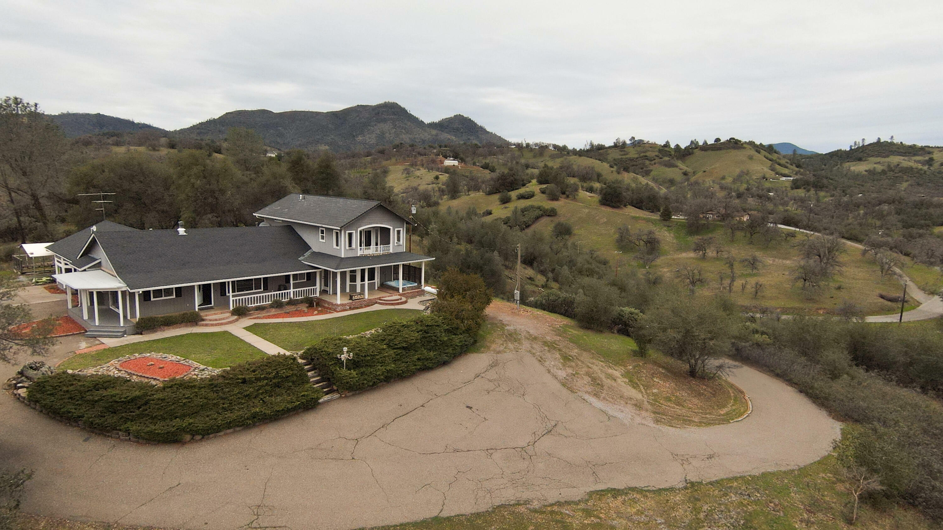Property Photo: 22129 E Elk Trail CA 96003