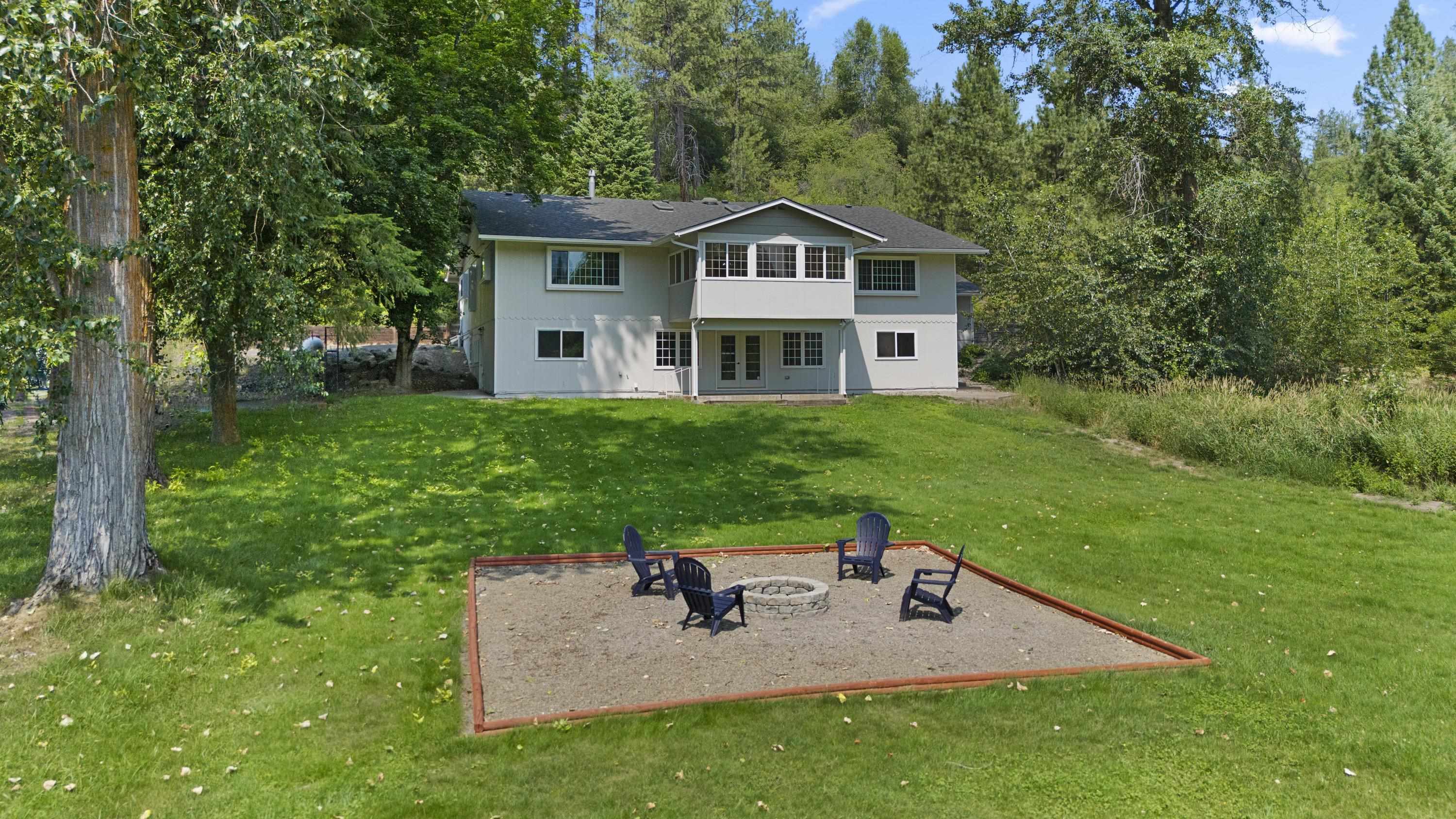 Property Photo:  28921 N River Estates Rd  WA 99003 