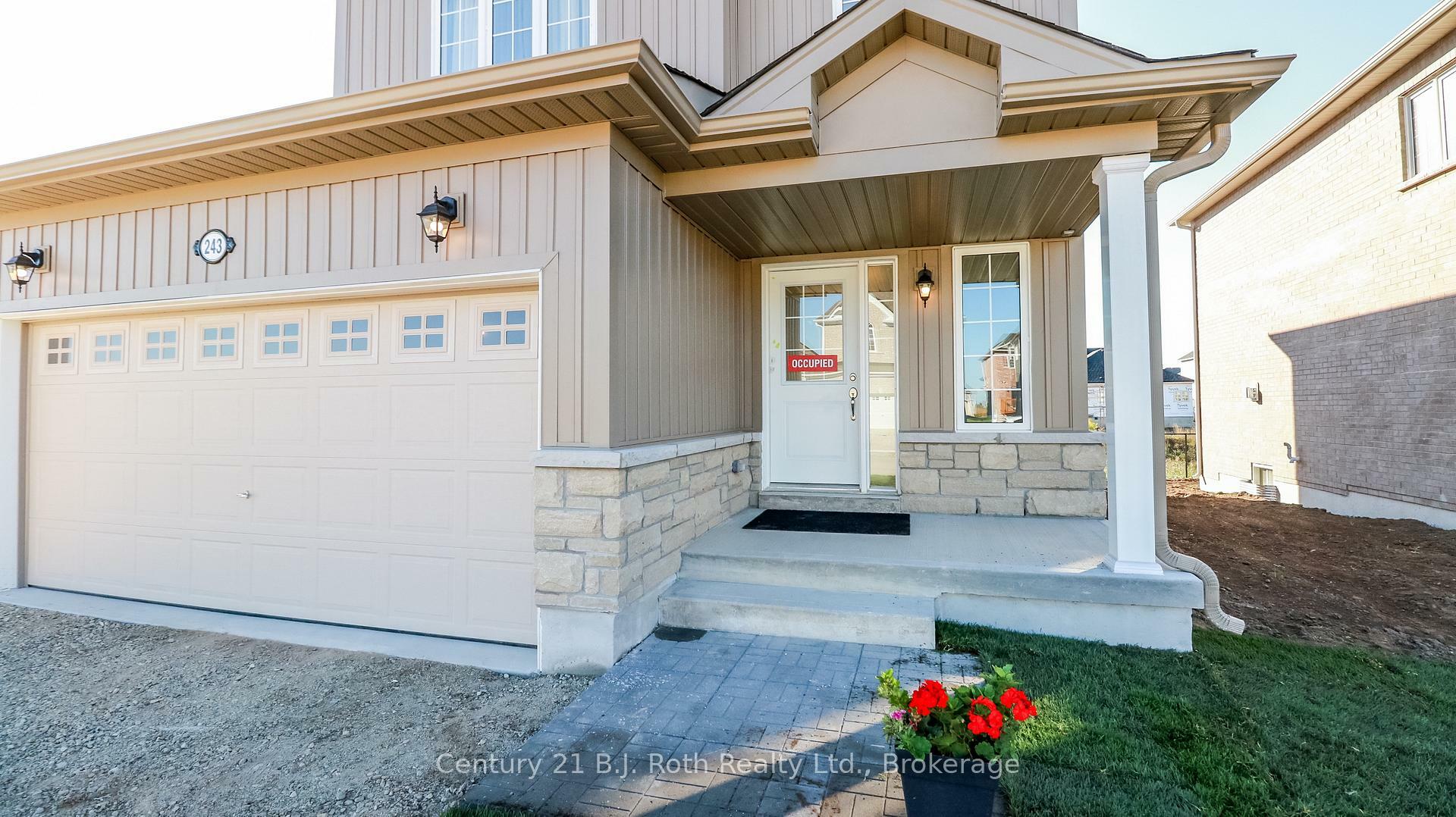 Photo de la propriété: 243 McKenzie Drive ON L0M 1S0