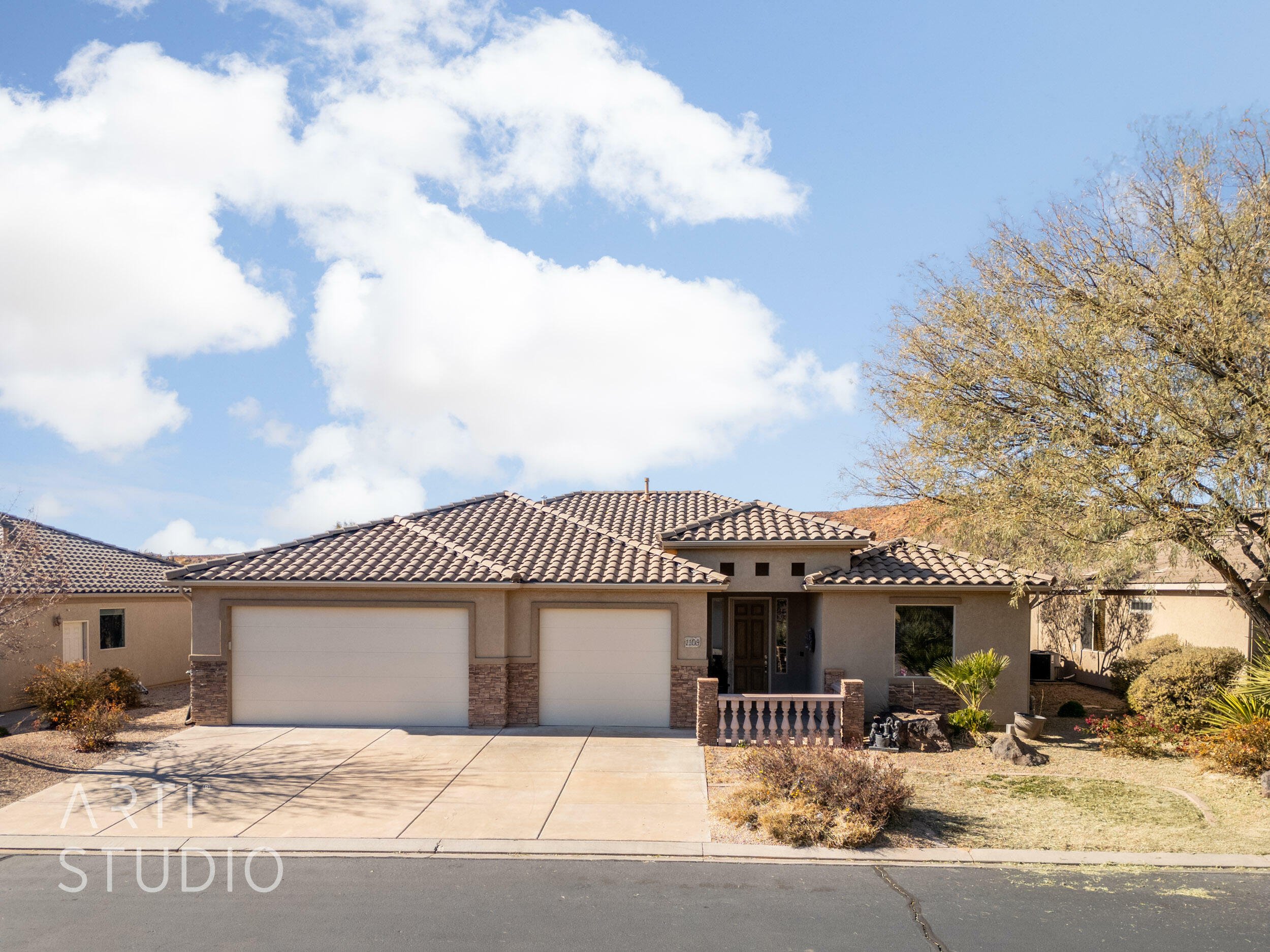 Property Photo:  1109 N Ventana Dr  UT 84780 