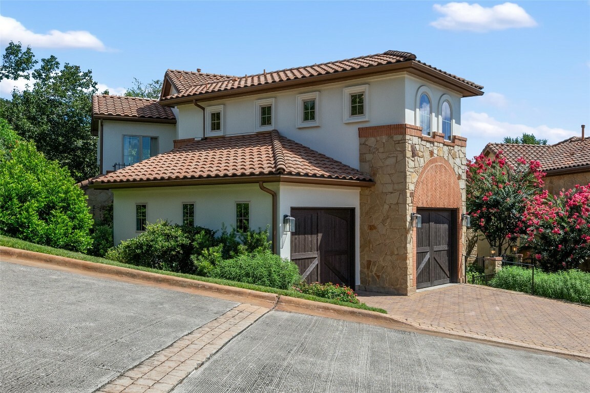 Property Photo: 5807 City Park Road 14 TX 78730