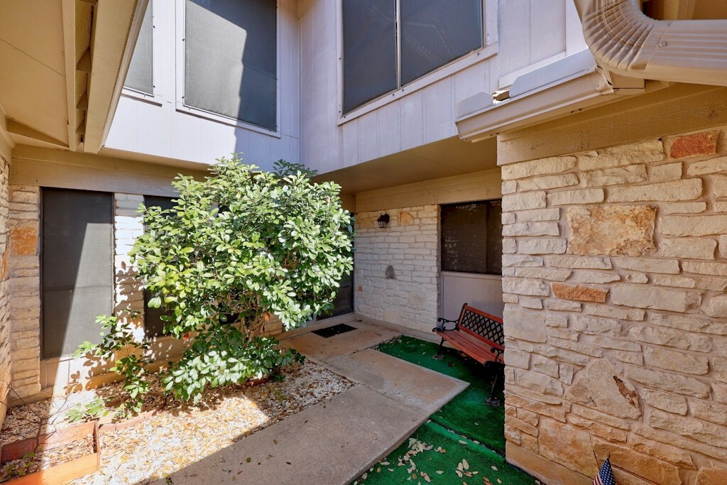 Property Photo: 11512 Tin Cup Drive 211 TX 78750
