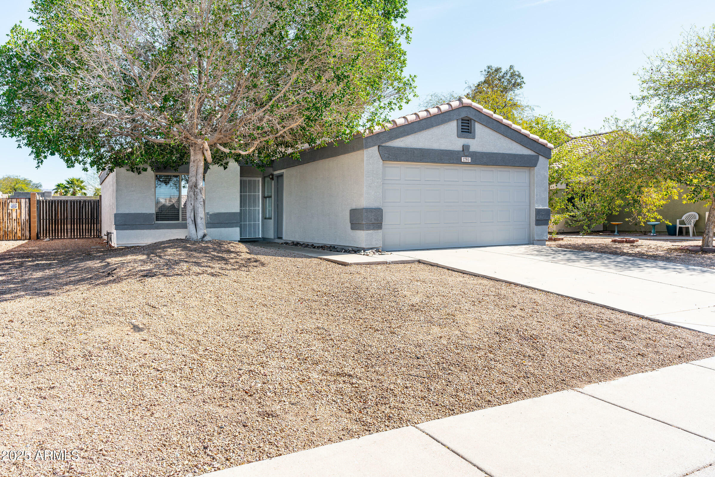 Property Photo:  1793 S Valley Drive  AZ 85120 