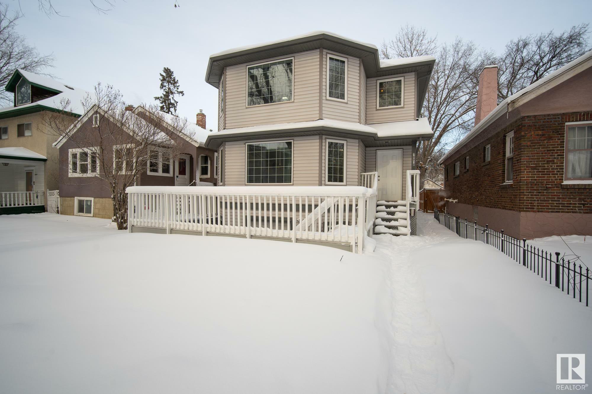 Property Photo:  10818 83 Avenue NW  AB T6E 2E7 