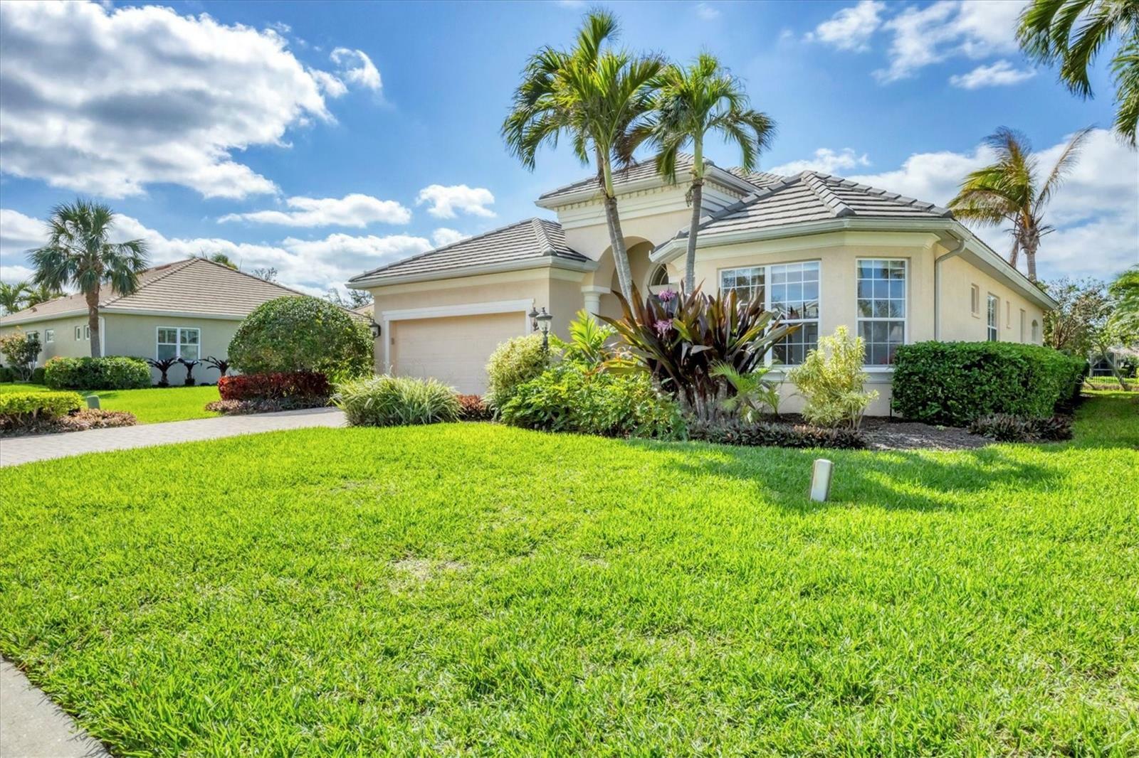 Property Photo:  1720 85th Court NW  FL 34209 