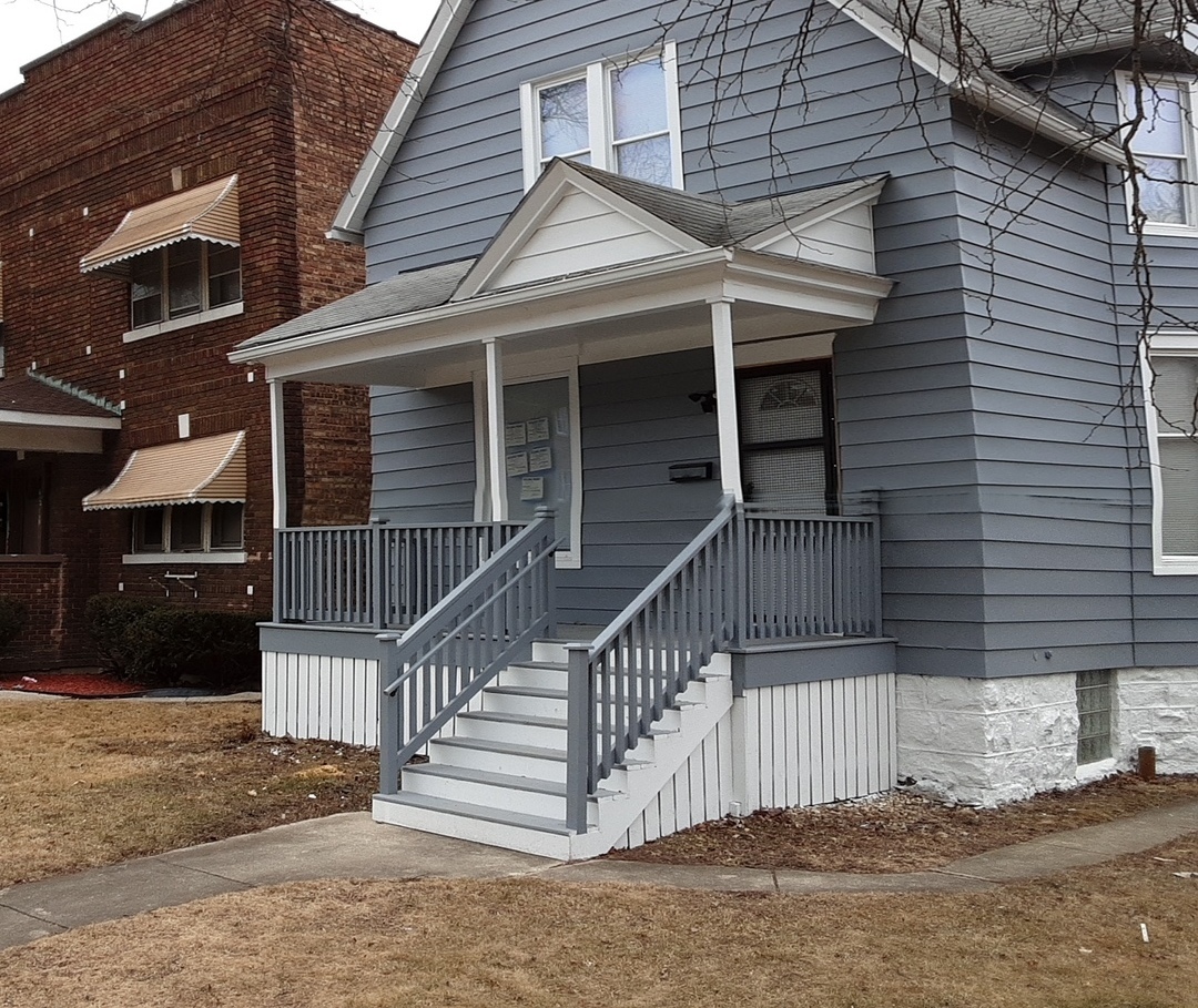 Property Photo:  81 W 15th Street W  IL 60411 