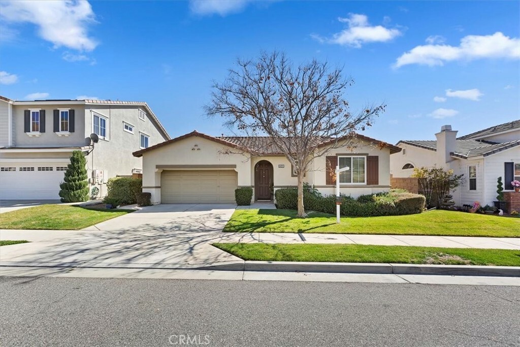 34281 Canyon Rim Drive  Lake Elsinore CA 92532 photo