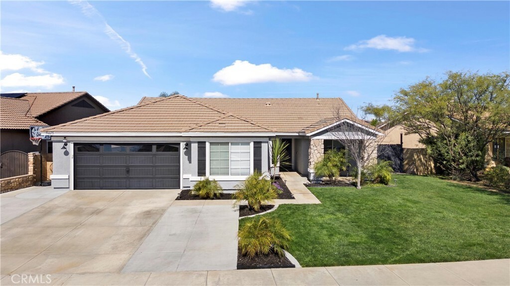 Property Photo: 36675 Sauterne Street CA 92596