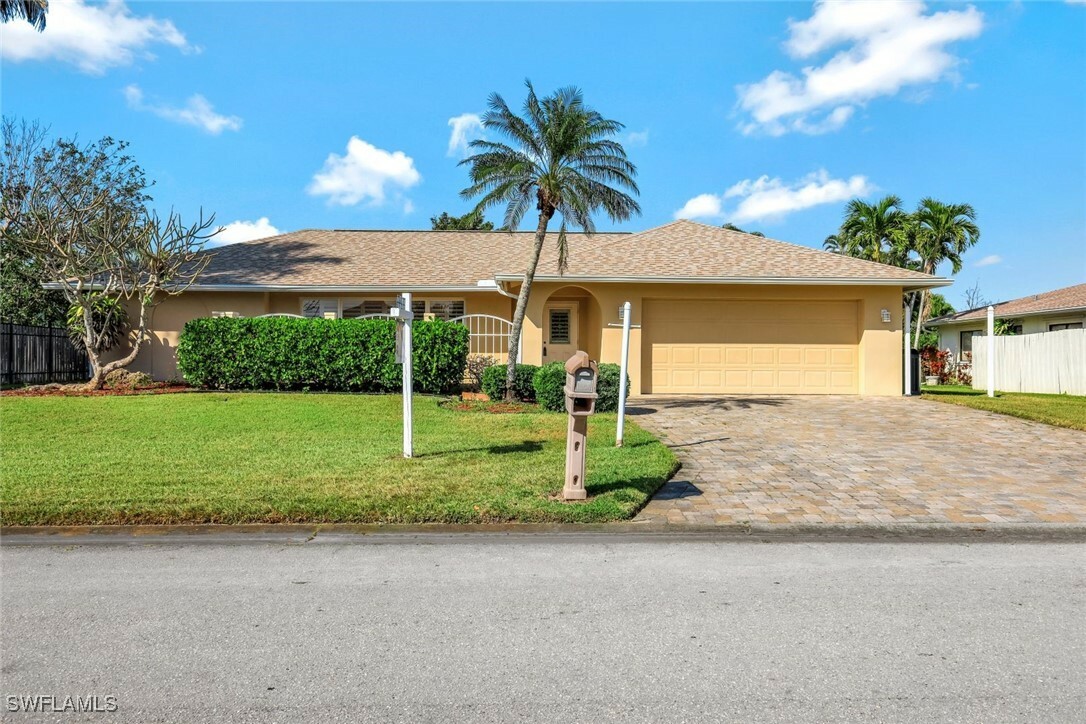 1388 Tredegar Drive  Fort Myers FL 33919 photo