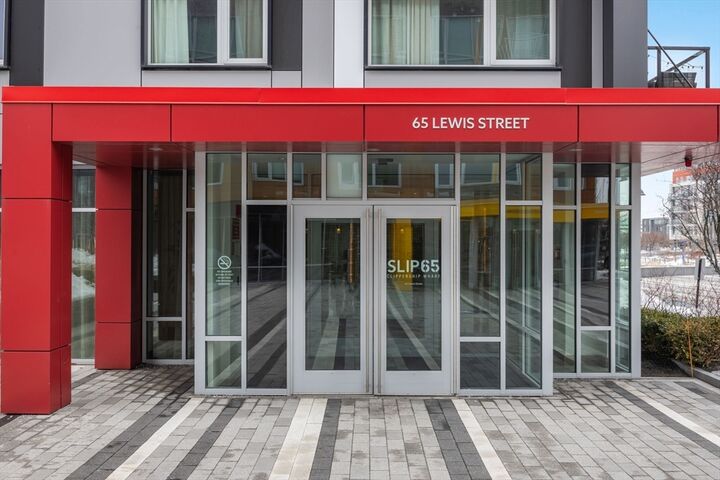 Property Photo: 65 Lewis Street Ph01 (601) MA 02128