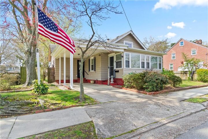 12 E Taylor Ave  Hampton VA 23663 photo