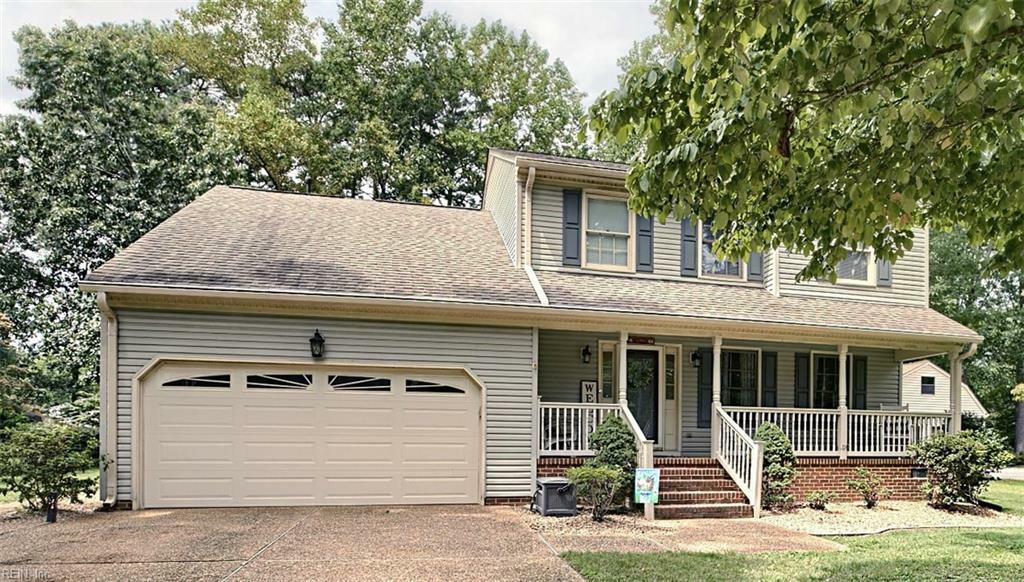 Property Photo: 403 W Woodland Dr VA 23692