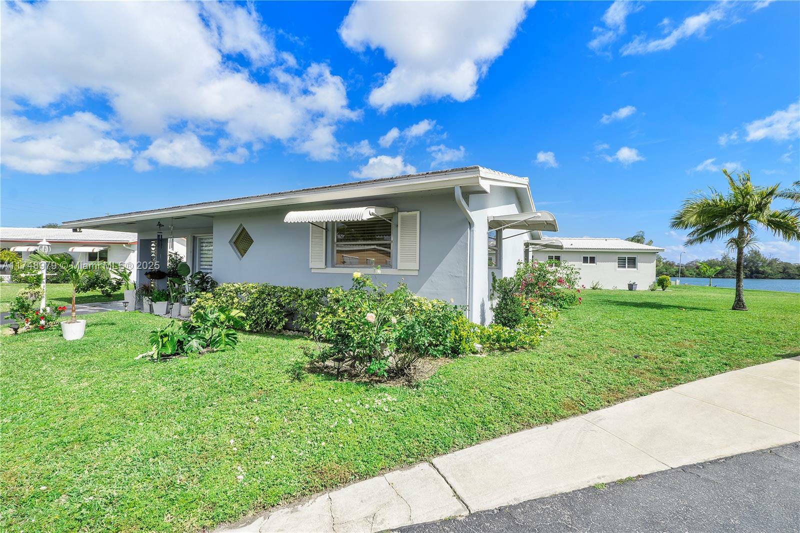 Property Photo:  3114 Byron Cir 128  FL 33021 