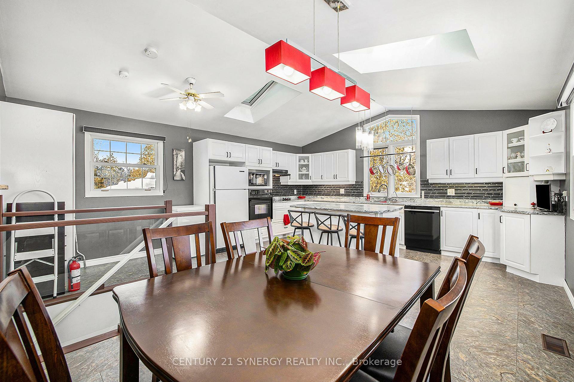 Property Photo: 352 Highway 15, Smiths Falls Highway ON K7A 0E5