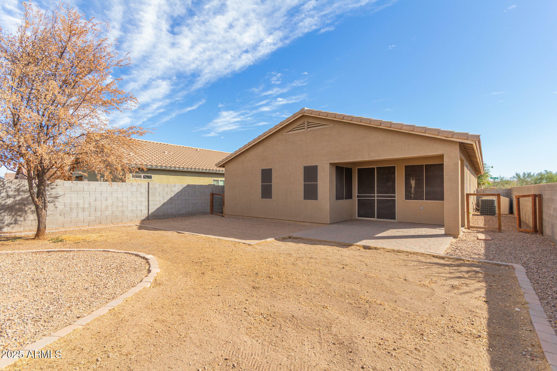 Property Photo: 1380 W Angus Road AZ 85143