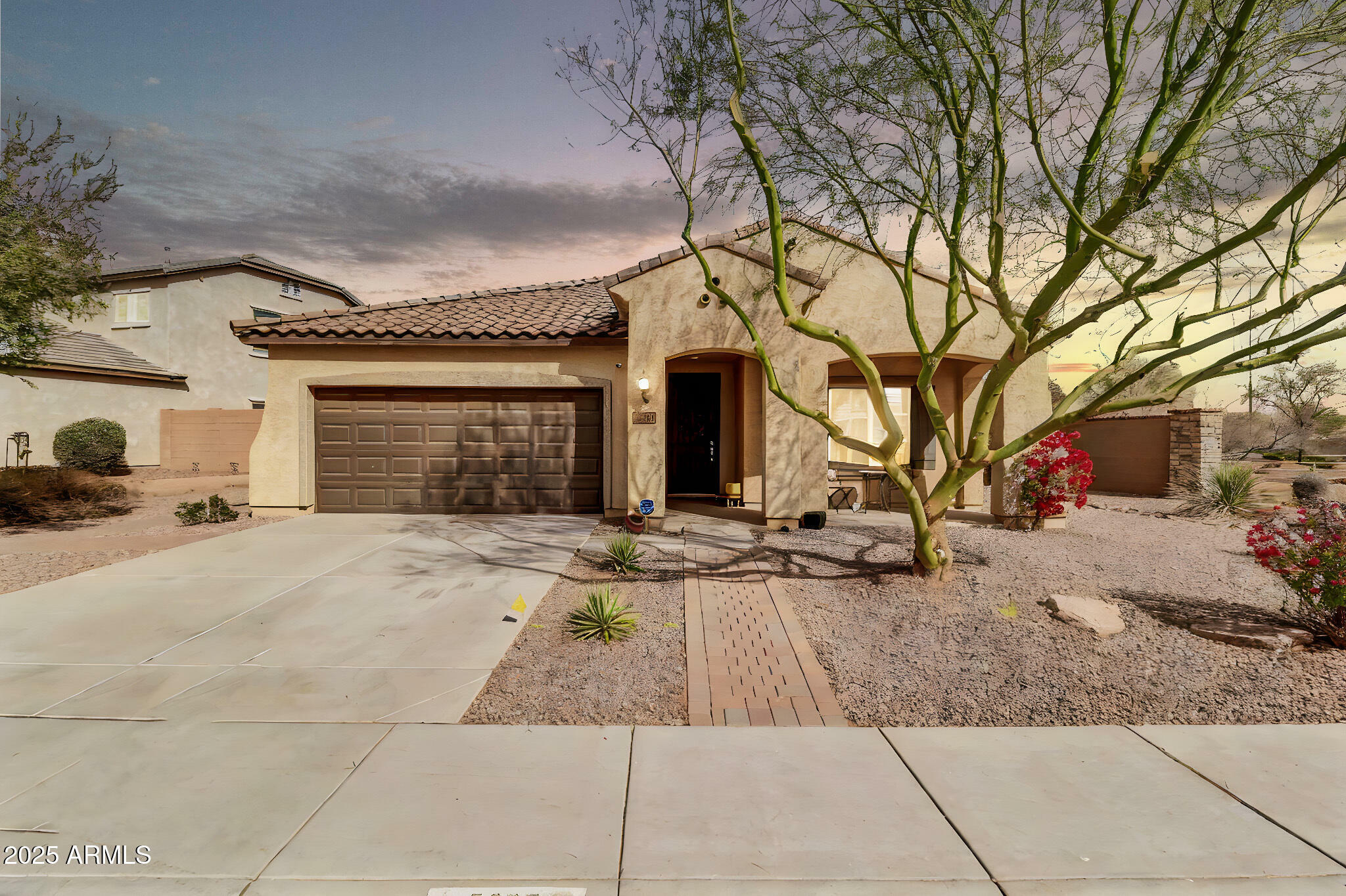 5265 S Dante --  Mesa AZ 85212 photo