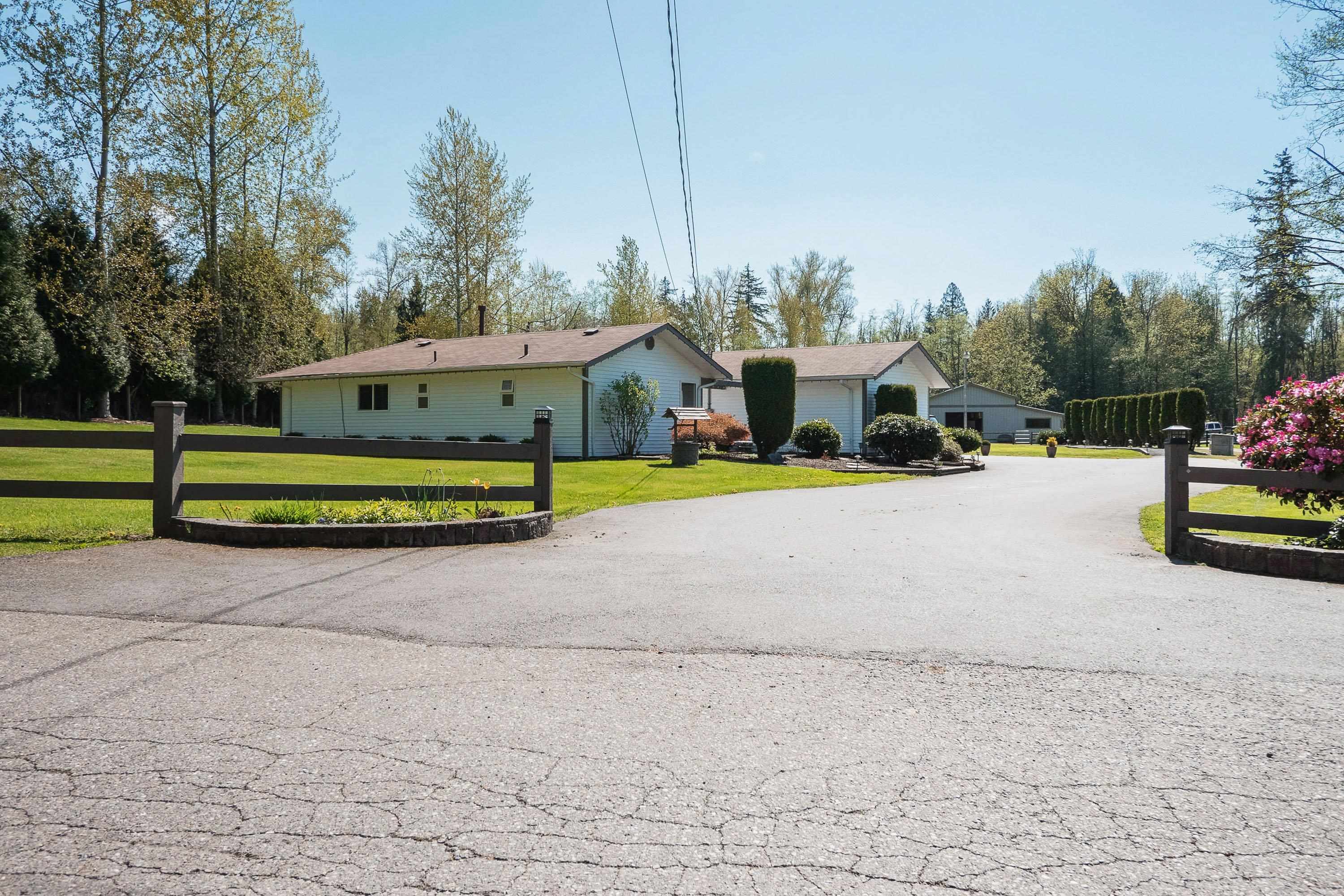 Property Photo: 21830 3 Avenue BC V2Z 1R8