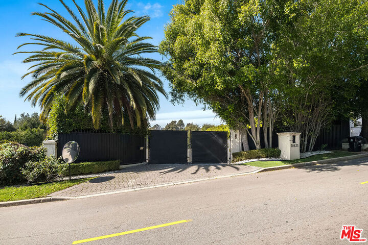 Property Photo:  10835 Bellagio Rd  CA 90077 