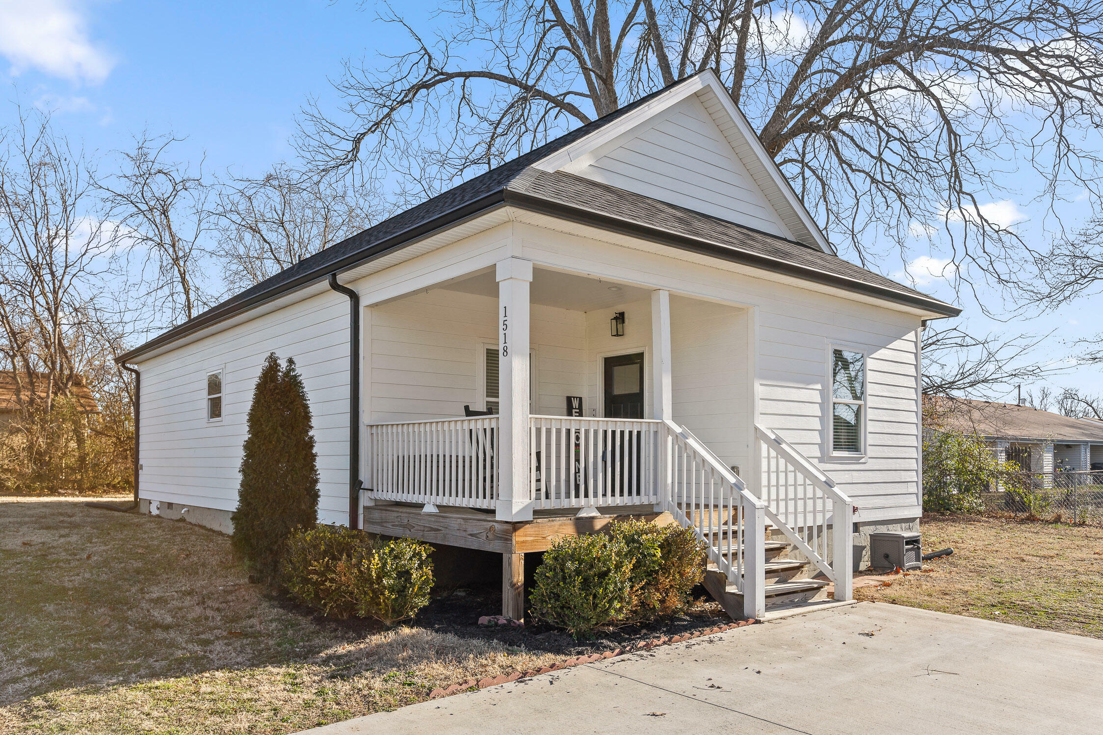 Property Photo:  1518 Tombras Avenue  TN 37412 