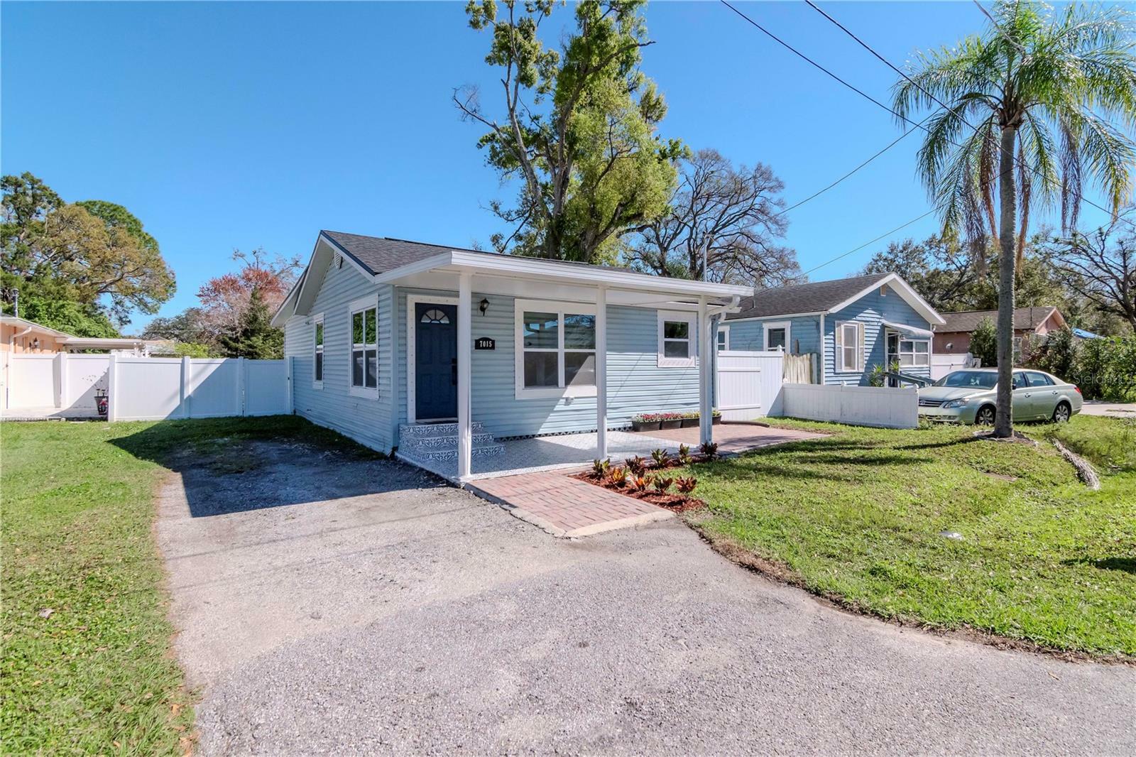 Property Photo:  7015 N Dakota Avenue  FL 33604 