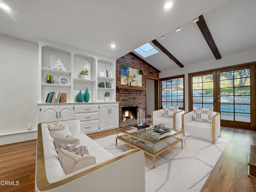 Property Photo:  5028 El Adobe Lane  CA 91214 