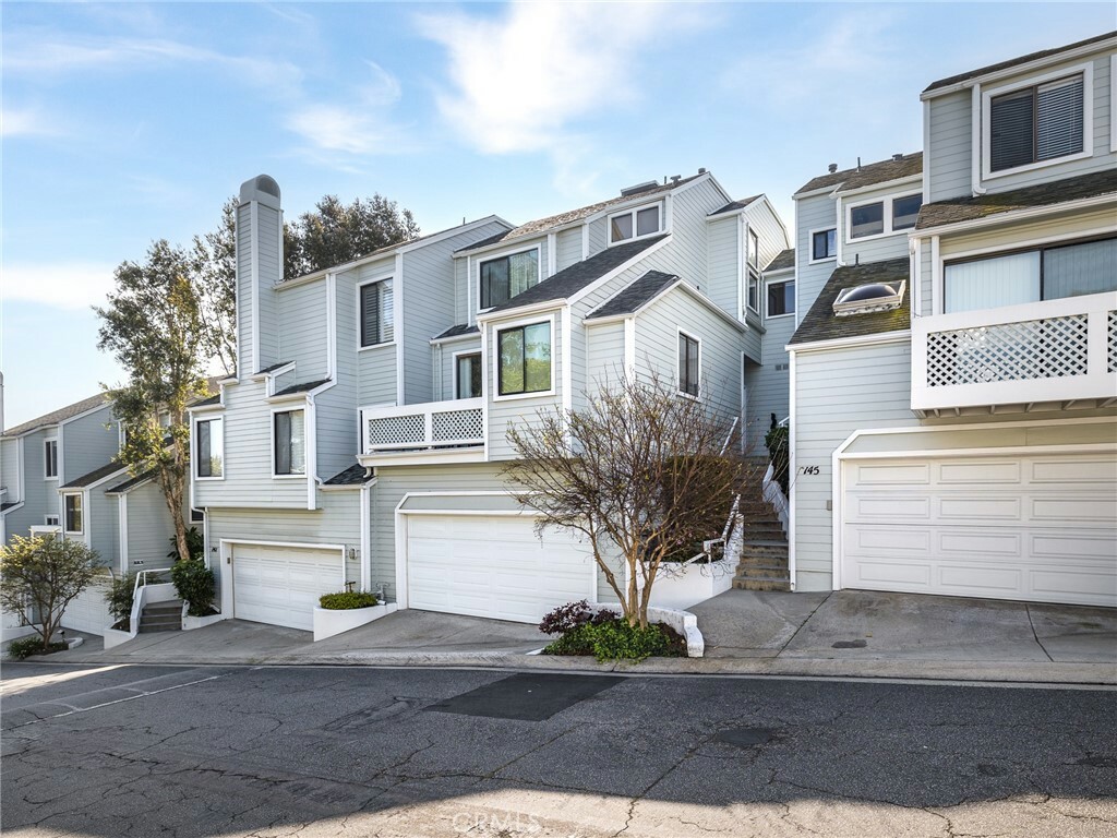 Property Photo:  1150 W Capitol Drive 143  CA 90732 