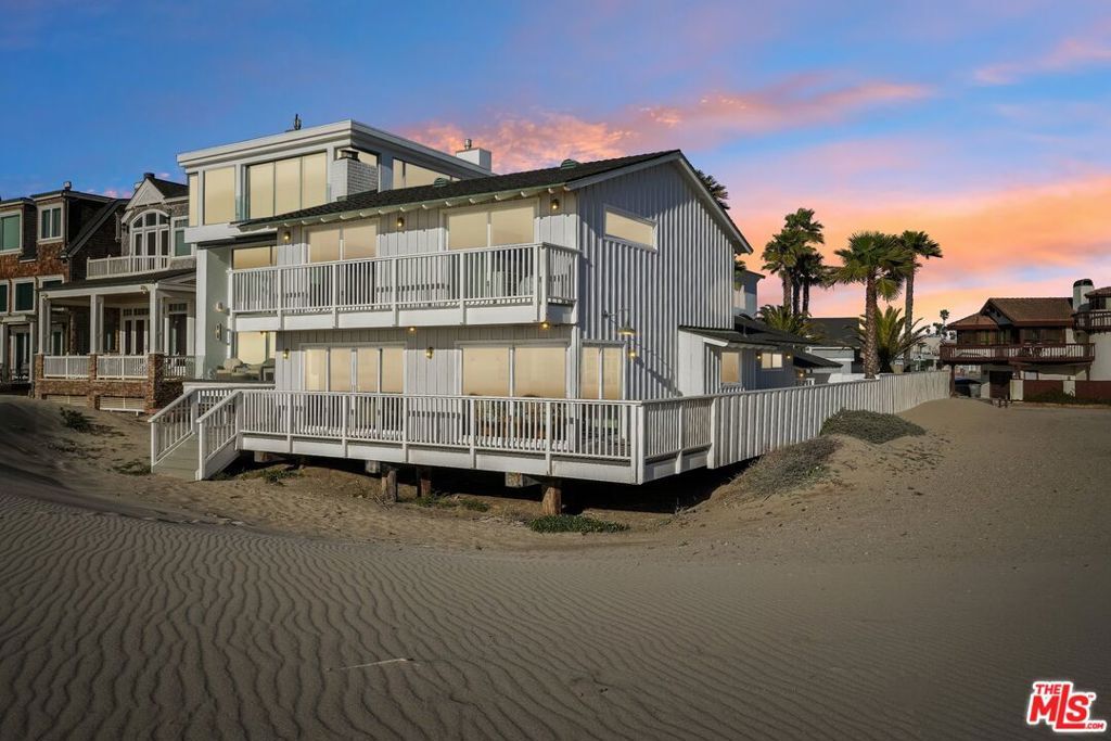 Property Photo: 1101 Capri Way CA 93035