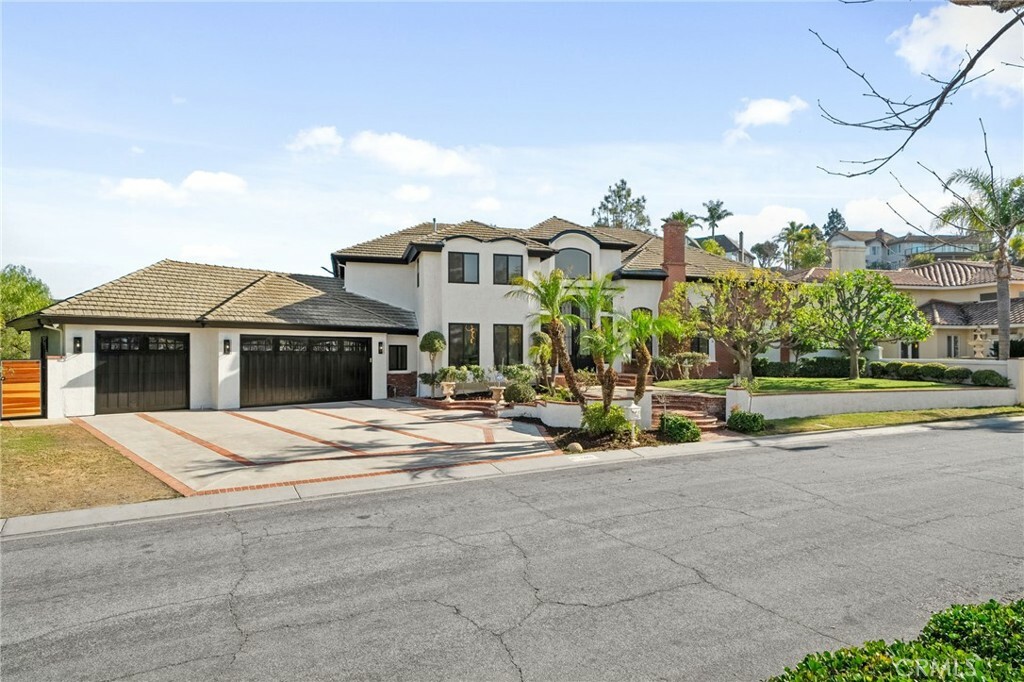 Property Photo: 7460 E Hummingbird Circle CA 92808